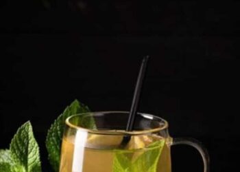 How To Make Amla Tea In 10 Minutes