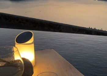 5 top luxury travel trends for 2025
                              
                              Published by Livemint | 30 Nov 2024
