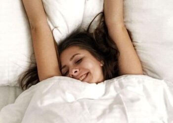 5 foods to help regulate your sleep cycle and impr …
                              
                              Published by Livemint | 21 Dec 2024