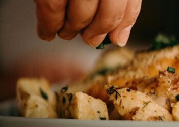 5 time-saving meal prep tips for busy people to st …
                              
                              Published by Livemint | 27 Dec 2024