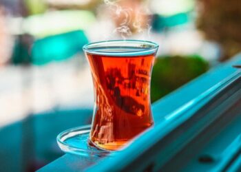 5 types of tea that boost metabolism and weight lo …
                              
                              Published by Livemint | 18 Dec 2024