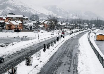 5 top winter travel destinations for snow lovers
                              
                              Published by Livemint | 25 Dec 2024