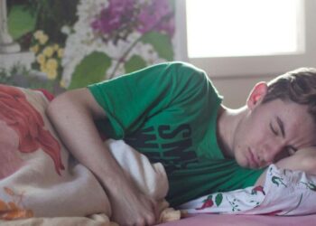 5 bedtime habits to improve sleep and lose weight
                              
                              Published by Livemint | 16 Dec 2024