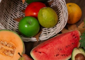 5 foods to help protect your skin from urban pollu …
                              
                              Published by Livemint | 04 Dec 2024