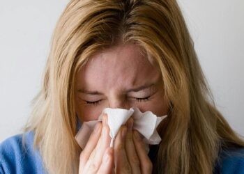 5 superfoods to boost immunity and fight seasonal  …
                              
                              Published by Livemint | 21 Dec 2024