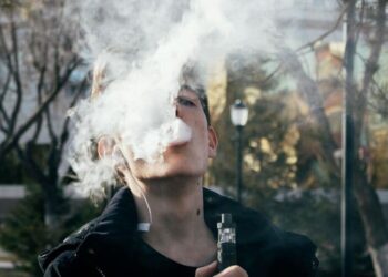 5 new health risks associated with the rise of e-c …
                              
                              Published by Livemint | 20 Dec 2024