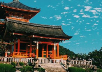 7 prominent religious places in the world
                              
                              Published by Livemint | 16 Dec 2024