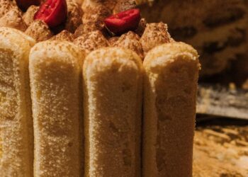 6 Christmas recipes you can make this winter
                              
                              Published by Livemint | 19 Dec 2024