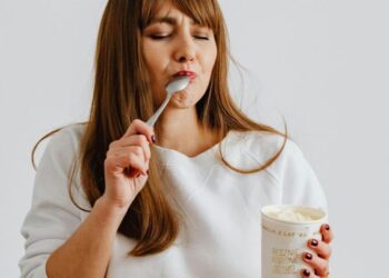 7 tips for managing stress eating in holiday seaso …
                              
                              Published by Livemint | 26 Dec 2024