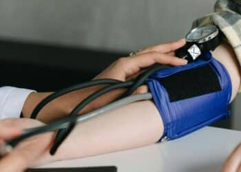 5 signs you should know about hypertension
                              
                              Published by Livemint | 05 Dec 2024