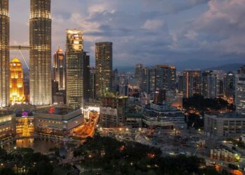 5 places to visit in Malaysia visual story
                              
                              Published by Livemint | 14 Dec 2024