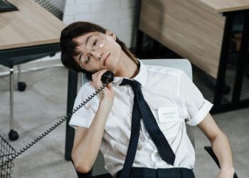 5 simple ways to beat mental fatigue at work visua …
                              
                              Published by Livemint | 28 Dec 2024