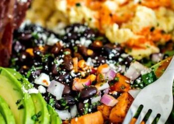 5 protein-packed winter recipes to keep you energi …
                              
                              Published by Livemint | 07 Dec 2024
