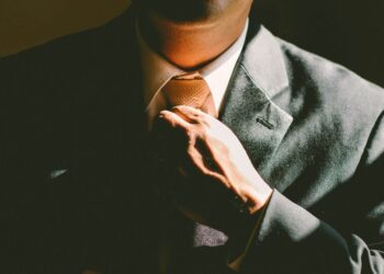 7 Habits of Highly Productive People
                              
                              Published by Livemint | 20 Jan 2025