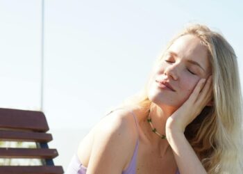 5 ways to protect your skin from aging and sun dam …
                              
                              Published by Livemint | 04 Jan 2025