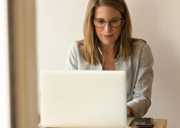 5 morning routines to increase focus and productiv …
                              
                              Published by Livemint | 12 Jan 2025