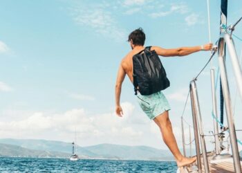 5 Travel Hacks for Stress-Free Vacations
                              
                              Published by Livemint | 13 Jan 2025