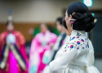 Top 10 'limited series' K-Dramas
                              
                              Published by Livemint | 19 Jan 2025