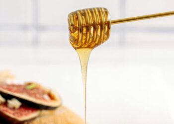 5 ways honey keeps our body and weight maintained
                              
                              Published by Livemint | 01 Jan 2025