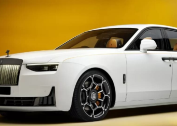 Rolls Royce Ghost Series II launched in India: Wha …
                              
                              Published by Livemint | 31 Dec 2024