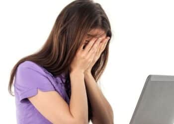 5 natural ways to fight fatigue and stay energized
                              
                              Published by Livemint | 05 Jan 2025