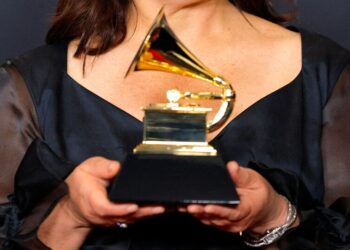 Top 5 best dressed celebrities at the 2025 Grammy  …
                              
                              Published by Livemint | 04 Feb 2025