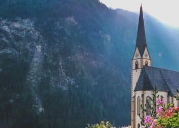 5 unique villages around the world you must visit
                              
                              Published by Livemint | 14 Feb 2025