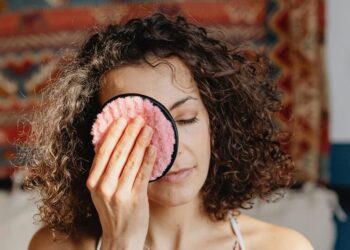 How to get rid of dark circles naturally
                              
                              Published by Livemint | 02 Feb 2025