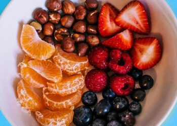 5 juicy fruits that boost digestion & support gut  …
                              
                              Published by Livemint | 09 Feb 2025