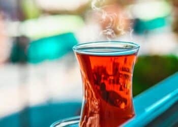 6 best teas to help you sleep instantly
                              
                              Published by Livemint | 14 Feb 2025