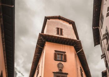 5 best experiences you can have in Florence
                              
                              Published by Livemint | 04 Feb 2025