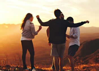 Top 8 life hacks to save time and effort
                              
                              Published by Livemint | 18 Feb 2025