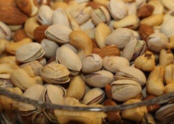 6 Low-Sodium Snacks That Are Surprisingly Deliciou …
                              
                              Published by Livemint | 05 Feb 2025