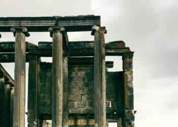 8 ancient lost cities that were rediscovered
                              
                              Published by Livemint | 14 Feb 2025