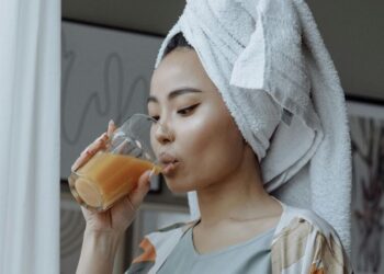 Start your day with these 5 juices for optimal hea …
                              
                              Published by Livemint | 01 Feb 2025