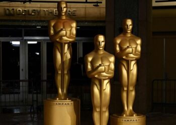 6 Fitness Routines Inspired by Oscar-Winning Roles
                              
                              Published by Livemint | 02 Mar 2025