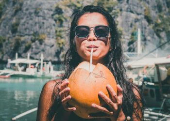 5 reasons to drink coconut water daily
                              
                              Published by Livemint | 03 Mar 2025