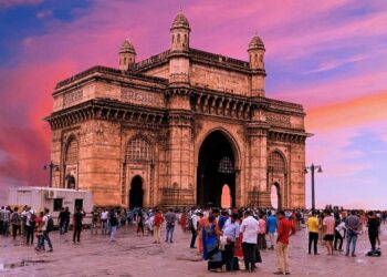 5 best getaways near Mumbai in March
                              
                              Published by Livemint | 24 Mar 2025