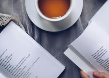 5 books that explain the power of natural healing
                              
                              Published by Livemint | 09 Apr 2025