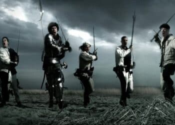 5 Celebrities Who Turned Down Iconic Movie Roles
                              
                              Published by Livemint | 06 Apr 2025